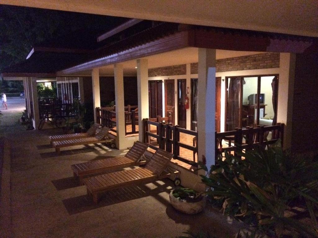 Chaya Resort Ao Nang Екстер'єр фото