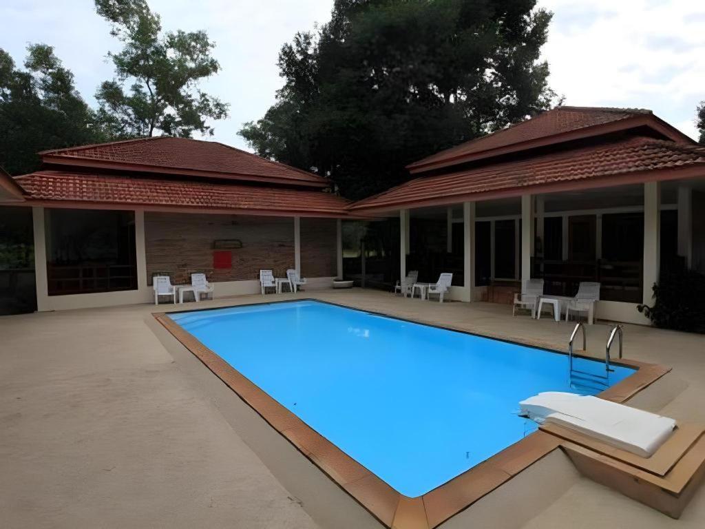 Chaya Resort Ao Nang Екстер'єр фото